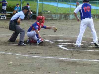 初出場　初バッテリー　荒井の奮闘